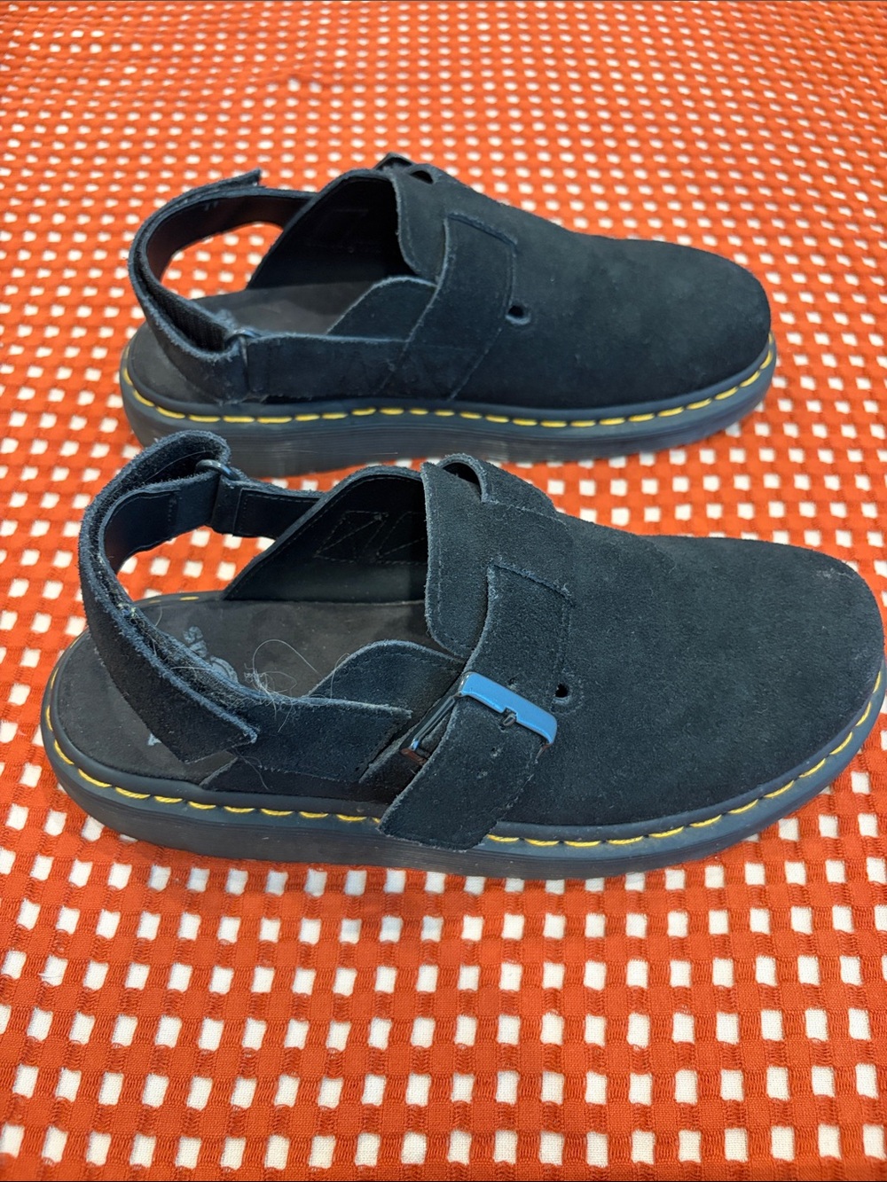 Men’s 10 Dr. Martens Jorge Suede Clogs